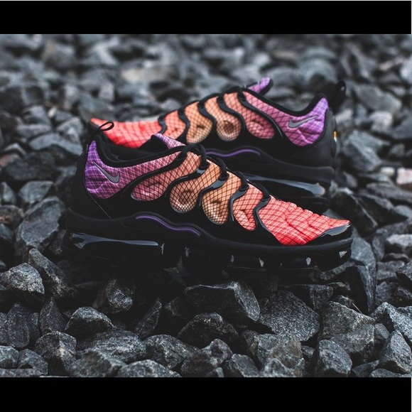 Nike Other - Nike Vapormax Plus ‘Sunset Grid’ sz 8